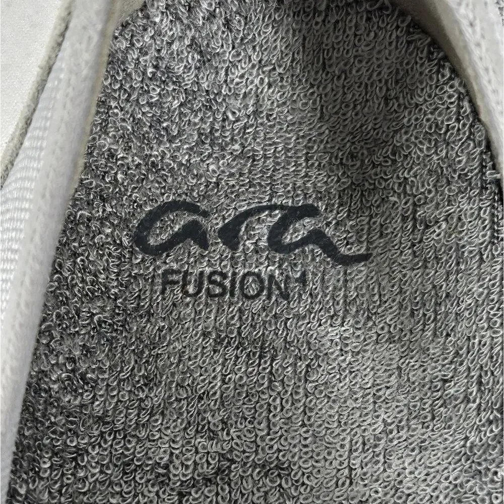 ARA FUSION WOMEN'S GRAY / WHITE SLIP-ON COMFORT SNEAKER - SIZE 8.5